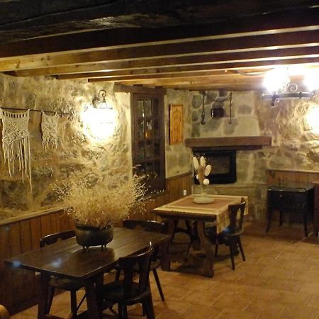 Gasthaus La Bodeguita Cuzcurrita-Río Tirón Exterior foto