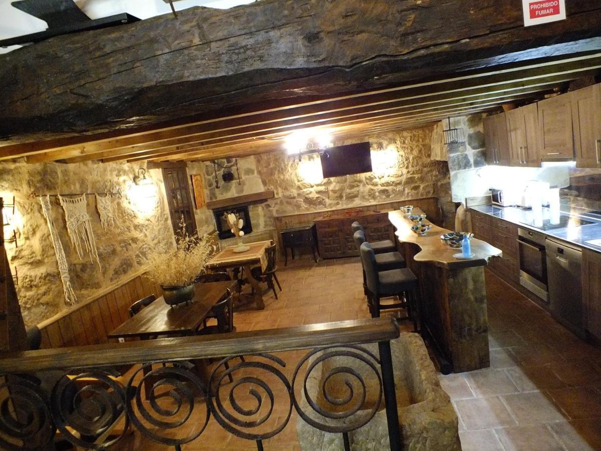 Gasthaus La Bodeguita Cuzcurrita-Río Tirón Exterior foto