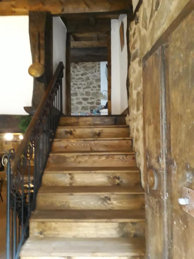 Gasthaus La Bodeguita Cuzcurrita-Río Tirón Exterior foto